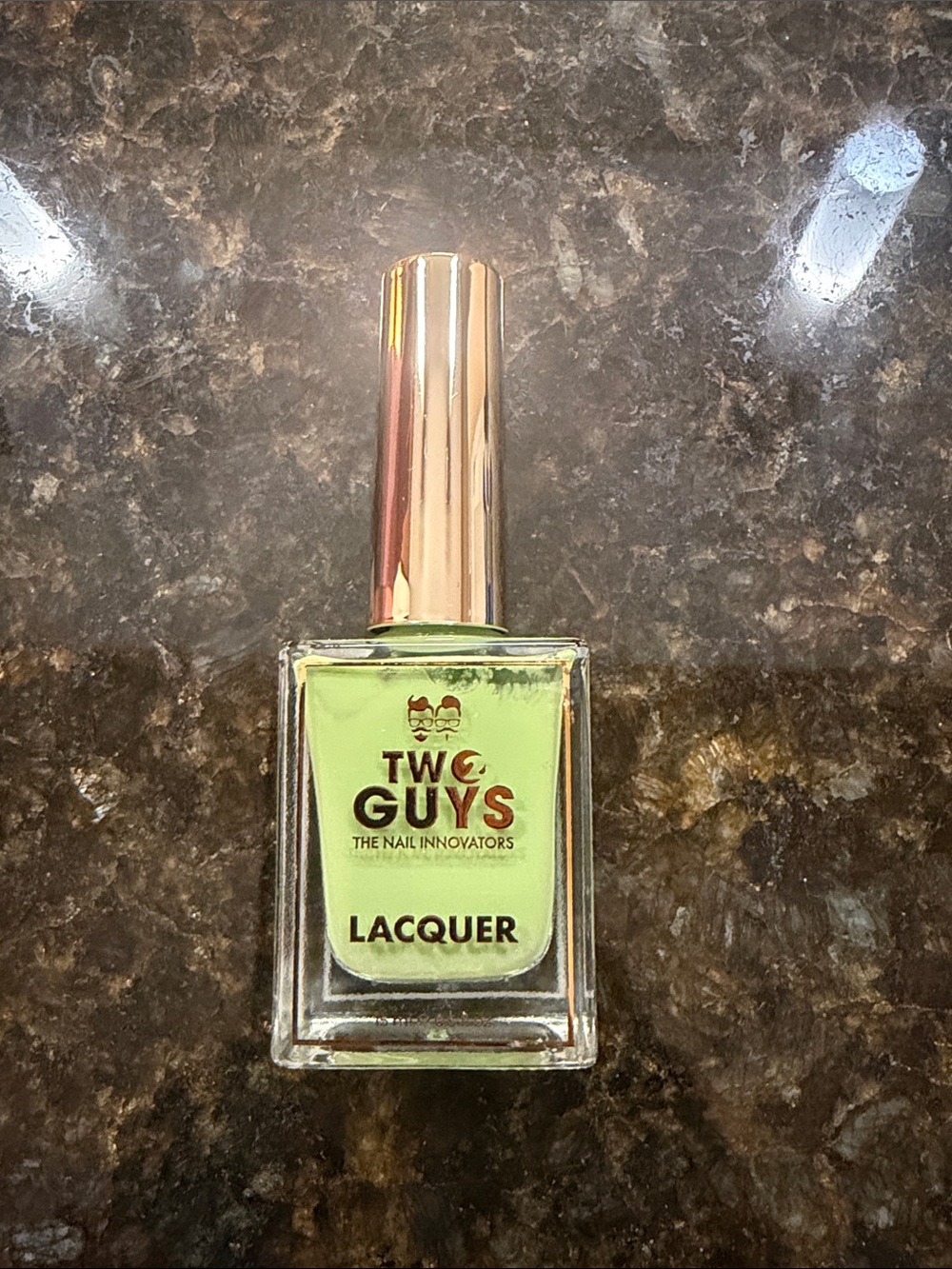 Two Guys Lacquer Light Lime Green Nail Polish in A31 Chartreuse 0.5 fl oz New